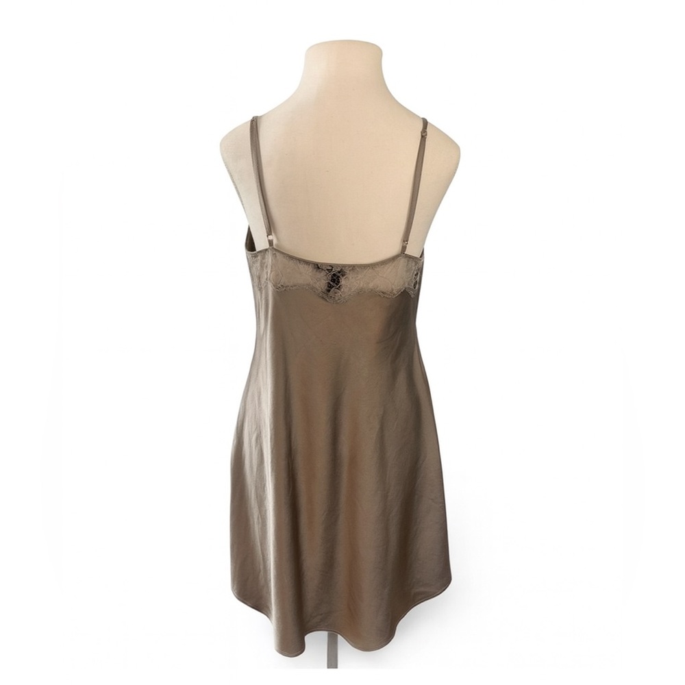 Victoria's Secret‎ nude Satin Chemise with Lace size Large - Picture 2 of 8
